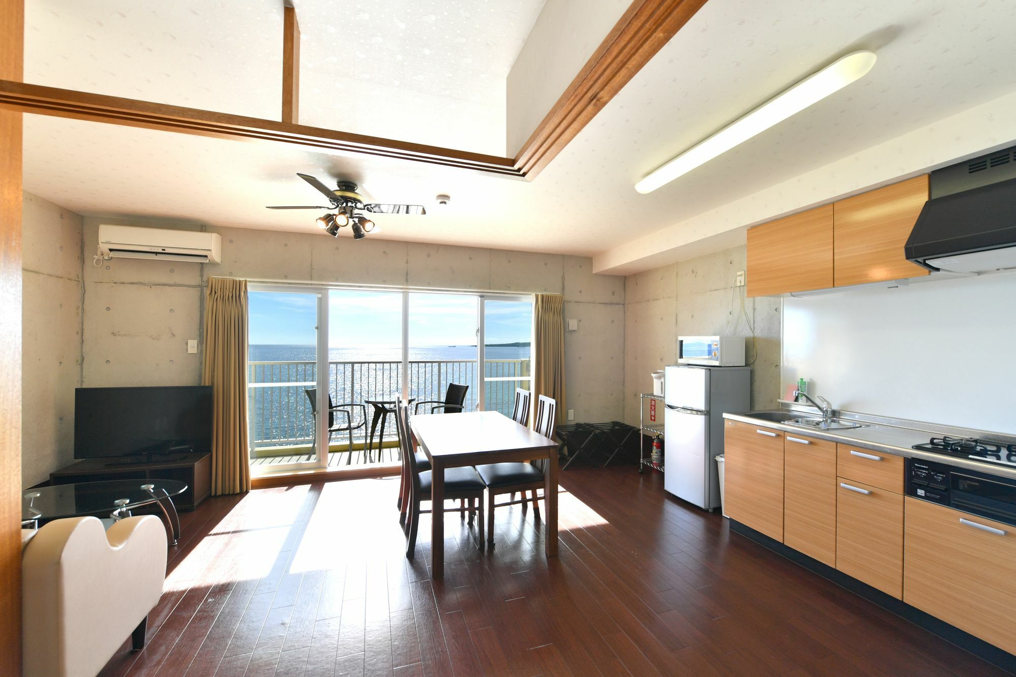 Resort Churaumi On The 3*